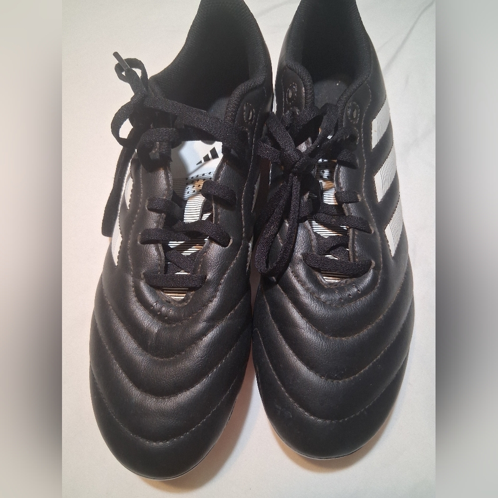 Adidas Mens Soccer Cleats Black White Red Molded Firm Ground Size 8